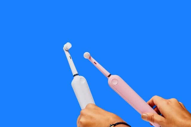 Buying Guide to Choose a Baby Toothbrush