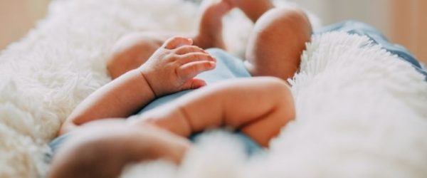 #1 Best Sleeping Position for Baby After Feeding: Back, Stomach or Side?