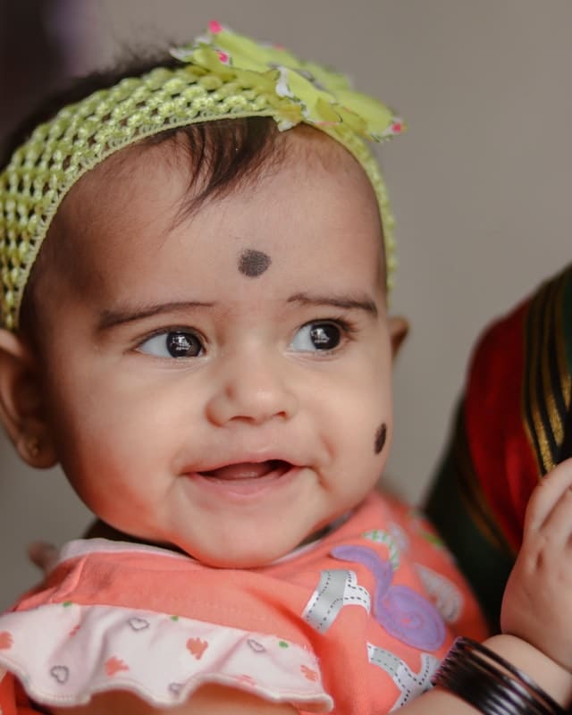 How to Make Kajal at Home For Babies? (An alternative to keeping your tradition alive)